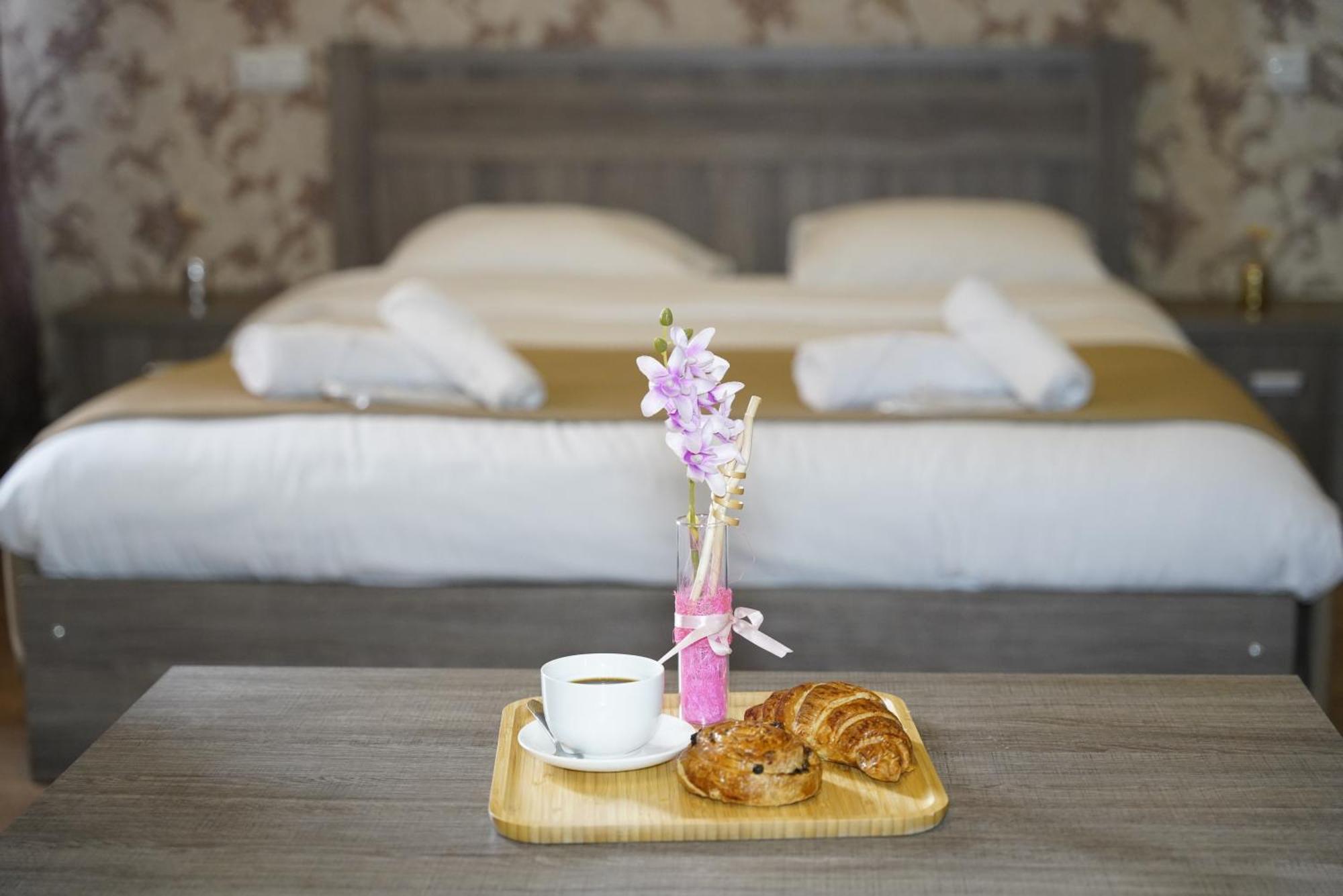 Hotel Monopoli Κουτάισι Εξωτερικό φωτογραφία
