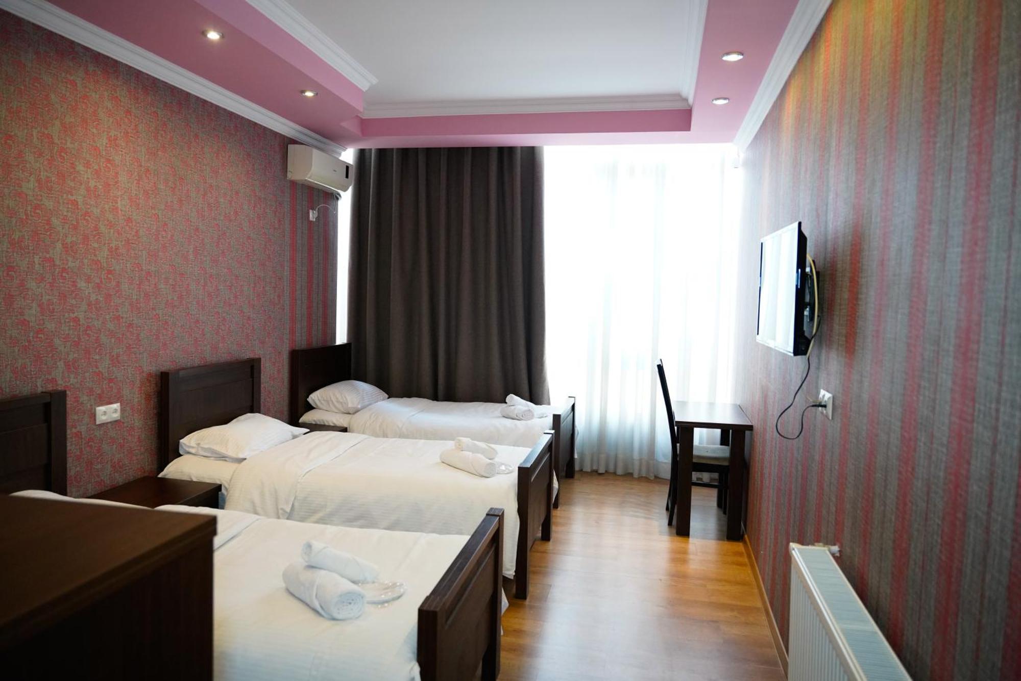Hotel Monopoli Κουτάισι Εξωτερικό φωτογραφία