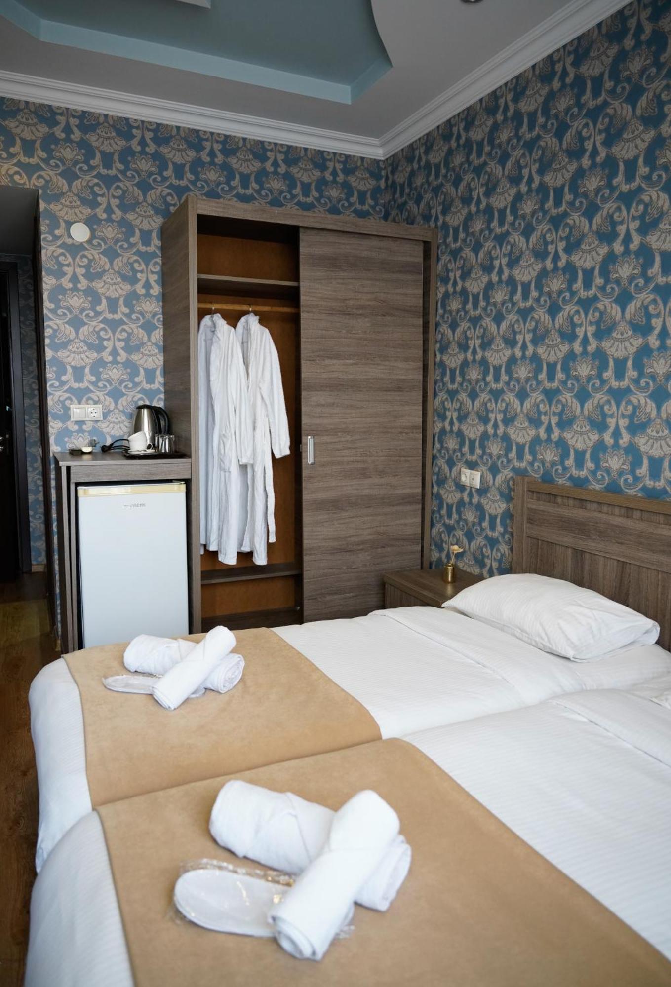 Hotel Monopoli Κουτάισι Εξωτερικό φωτογραφία
