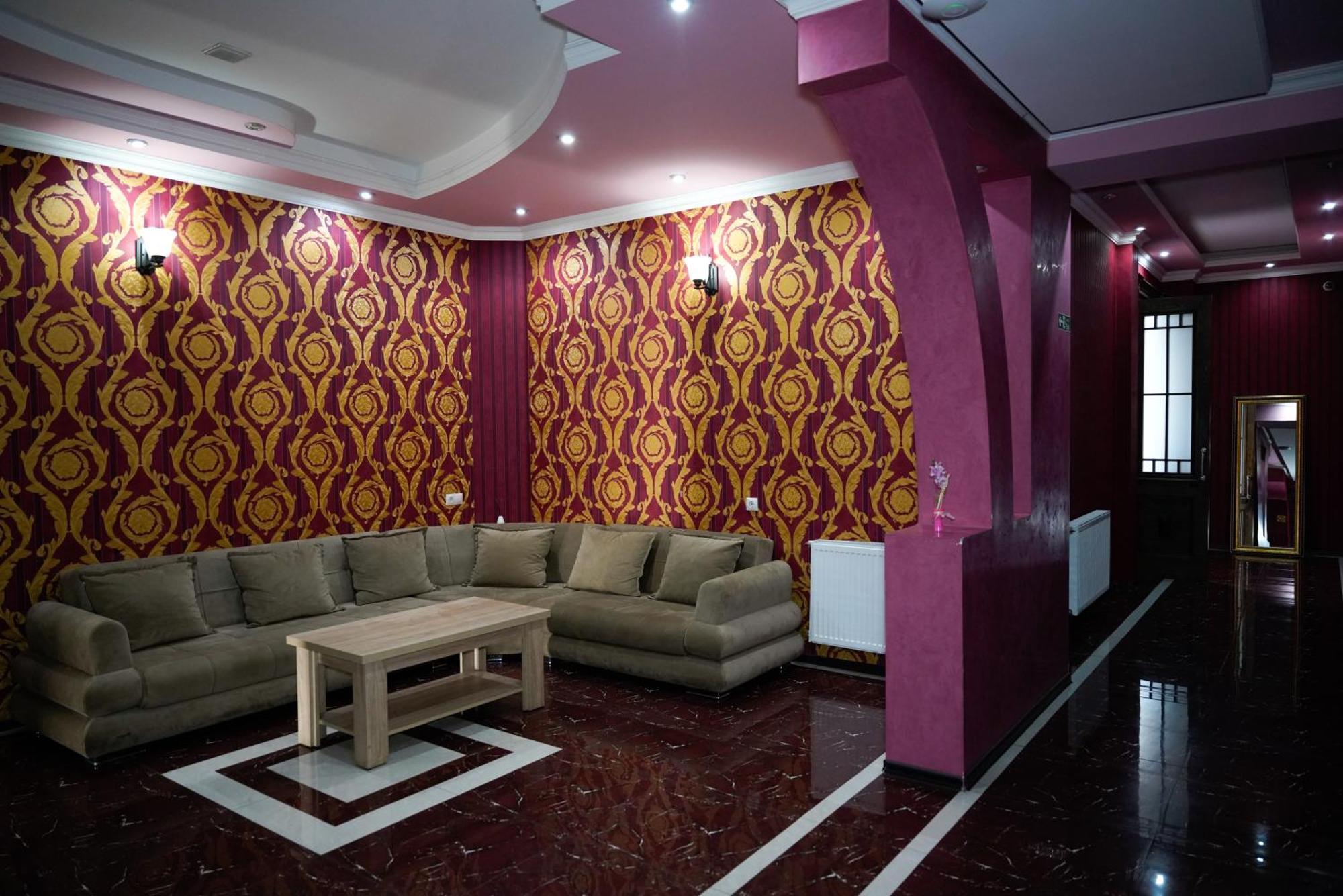 Hotel Monopoli Κουτάισι Εξωτερικό φωτογραφία